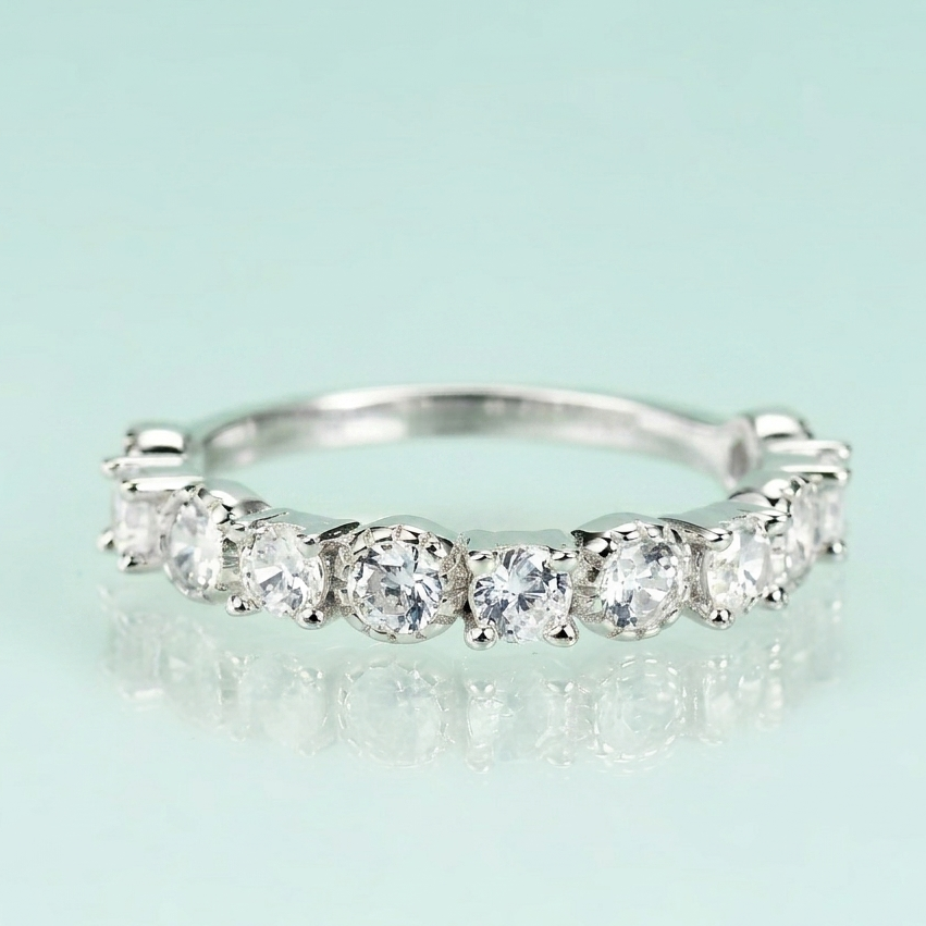 Dainty Sterling Silver Moissanite Alternating Round and Rhombus Bezel-Set Stacking Ring
