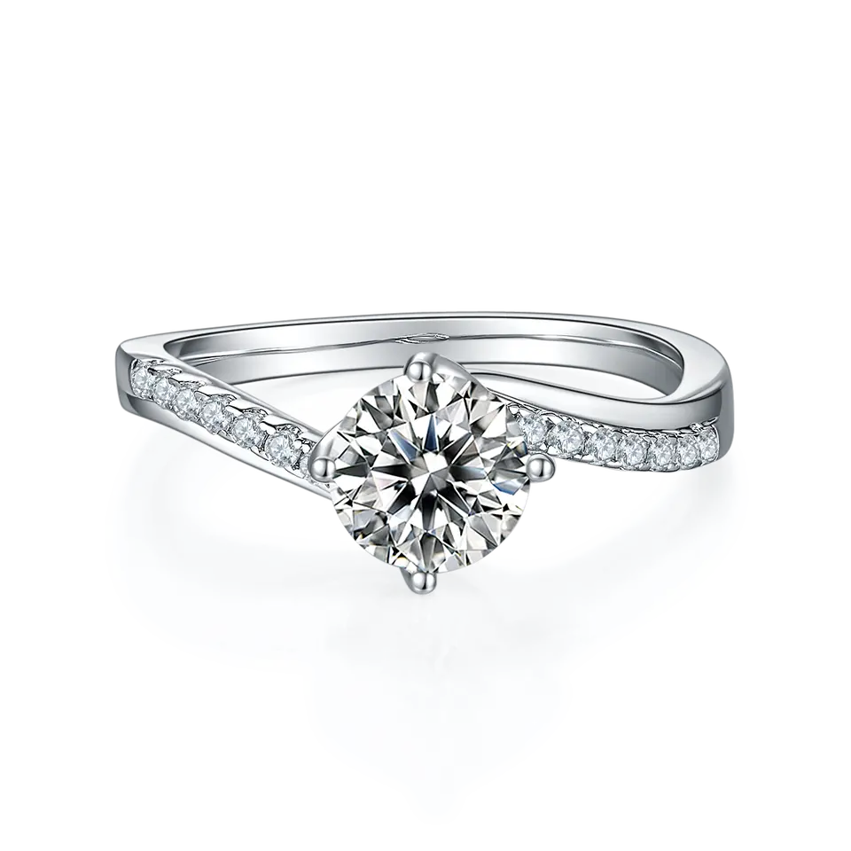 This beautiful engagement ring showcases a sparkling 1.00ct moissanite, securely set in a high-quality sterling silver setting.