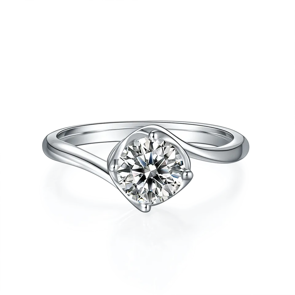 Showcasing a stunning 1.00ct moissanite solitaire set in a beautifully crafted sterling silver band with a distinctive twist basket design.