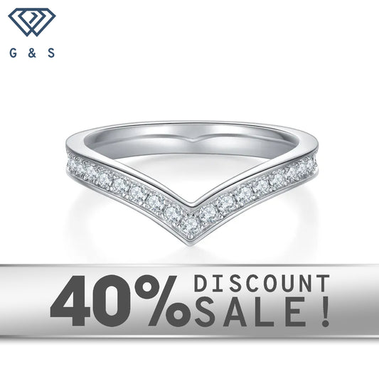 A delicate and sparkling ring featuring a wishbone shape entirely encrusted with pave-set moissanites, creating a continuous circle of brilliance.