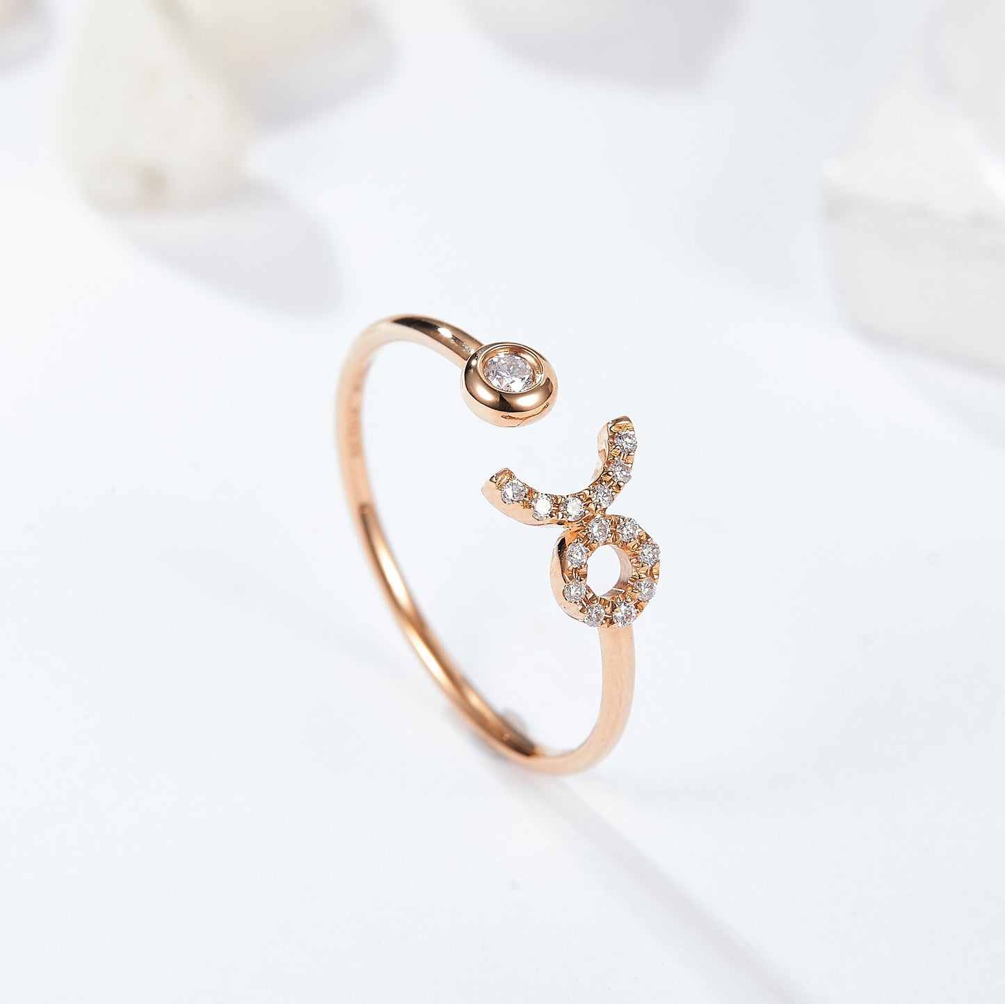 Beautiful Taurus ring with a shimmering moissanite gemstone, celebrating birthdays from April 20th to May 20th.