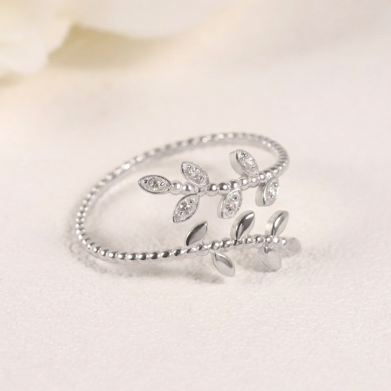 Dainty Moissanite Laurel Leaf Stacking Band