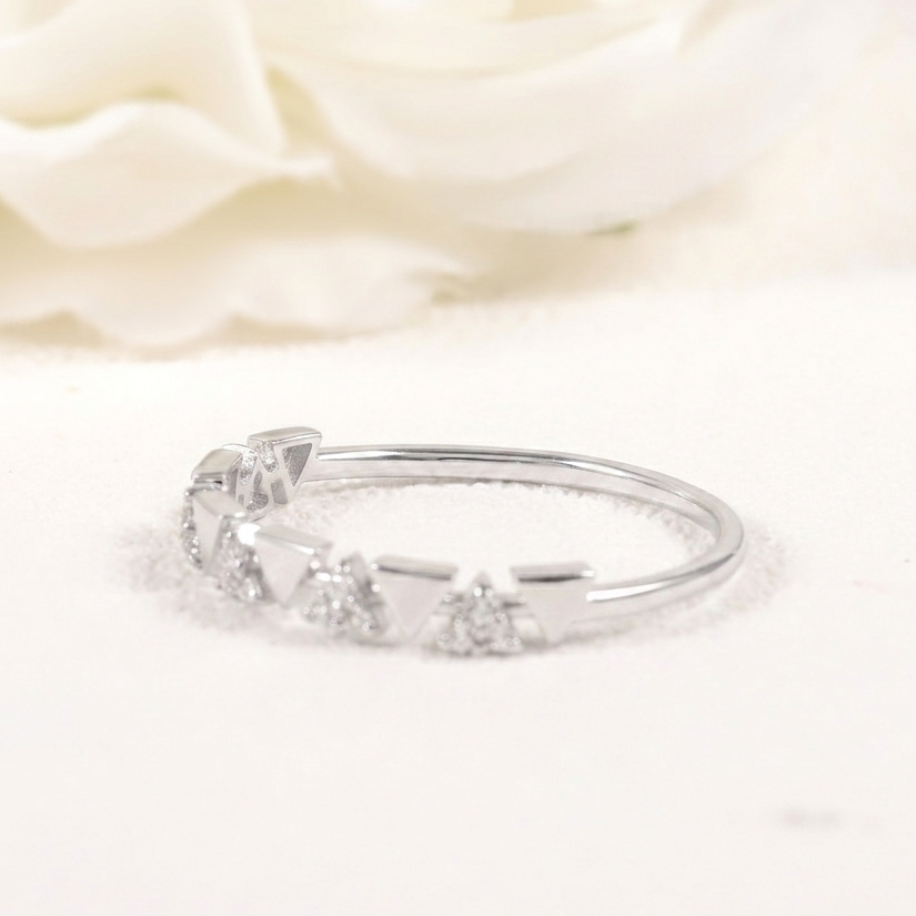 Dainty Sterling Silver Moissanite Geometric Triangle Cluster Stacking Ring