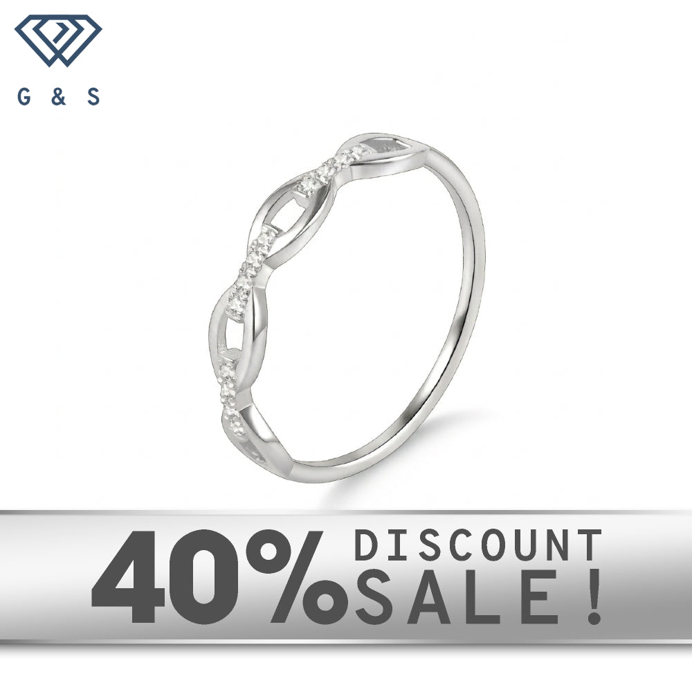 Dainty Sterling Silver Moissanite Wavy Scalloped Bezel-Set Stacking Ring