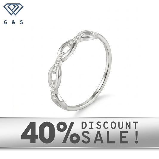 Dainty Sterling Silver Moissanite Wavy Scalloped Bezel-Set Stacking Ring