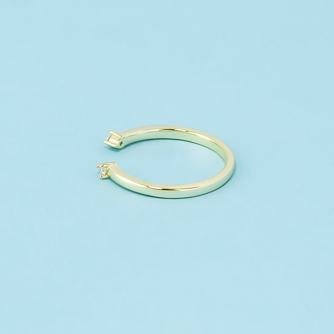 Classic 9ct Yellow Gold Wedding Bands with Moissanite Accents for a Touch of Sparkle and Romance