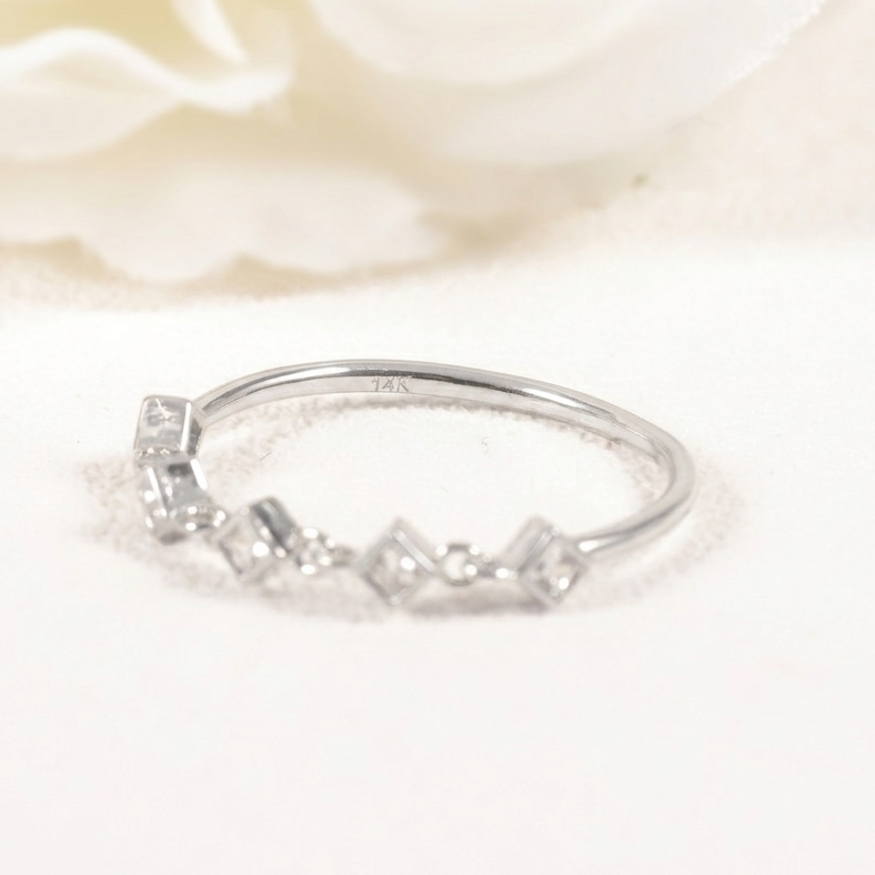 Sterling Silver Moissanite Rhombus Chain Link Stacking Ring
