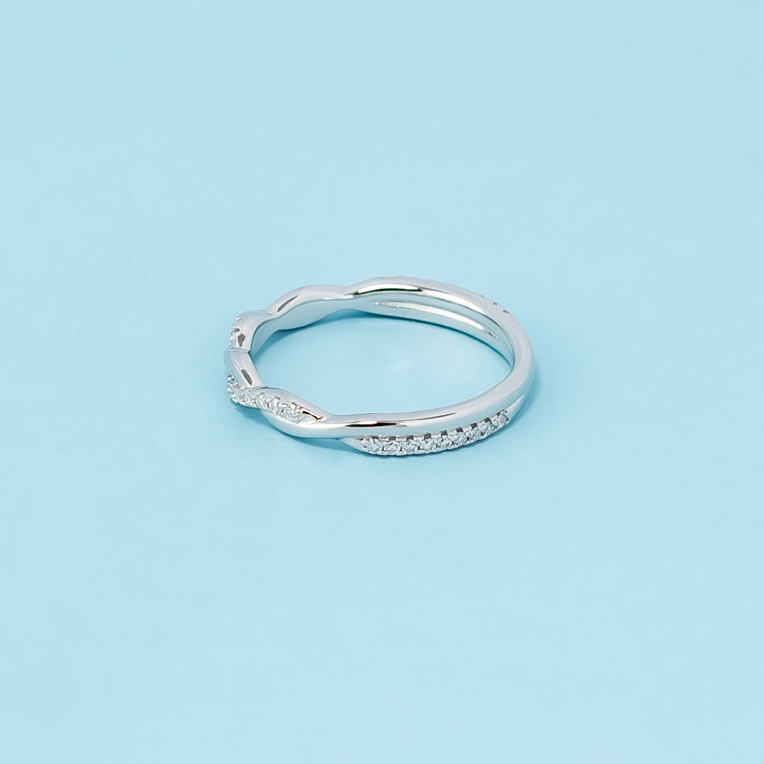 A symbol of everlasting love, this wedding band features a timeless infinity design.