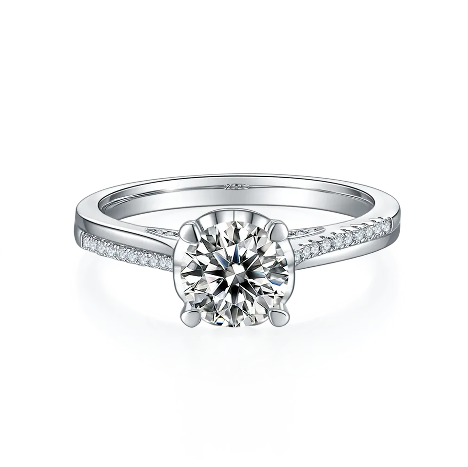 A contemporary sterling silver ring showcasing a dazzling 1.00ct moissanite center stone.