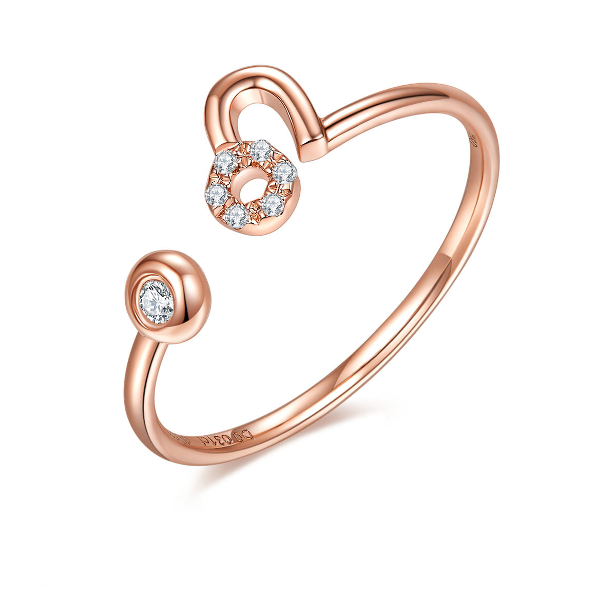 Leo zodiac sign ring featuring a sparkling moissanite, perfect for birthdays between July 23rd and August 22nd.